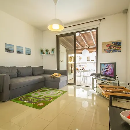 Kapparis Summer Breeze Semesterbostad Paralimni